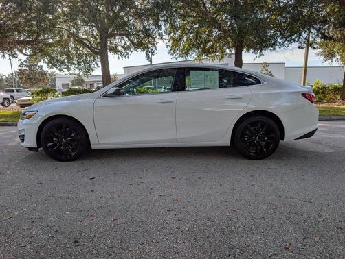 2023 Chevrolet Malibu FWD 2LT