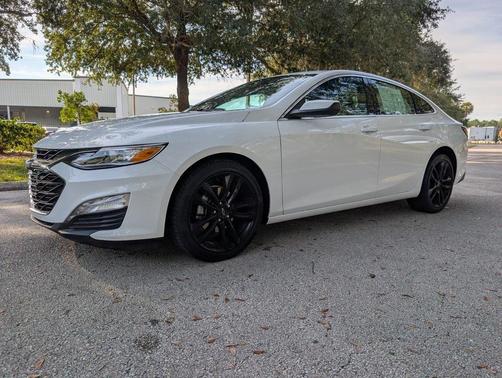 2023 Chevrolet Malibu FWD 2LT