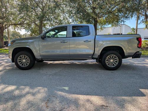 Sterling Gray Metallic 2026 Chevrolet Colorado LT