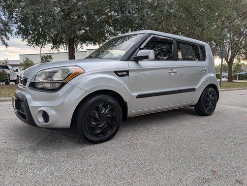 2013 Kia Soul Base
