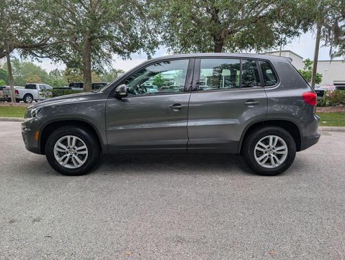 Pepper Gray Metallic 2013 Volkswagen Tiguan S