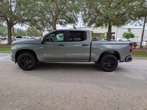 Sterling Gray Metallic 2026 Chevrolet Silverado 1500 Custom