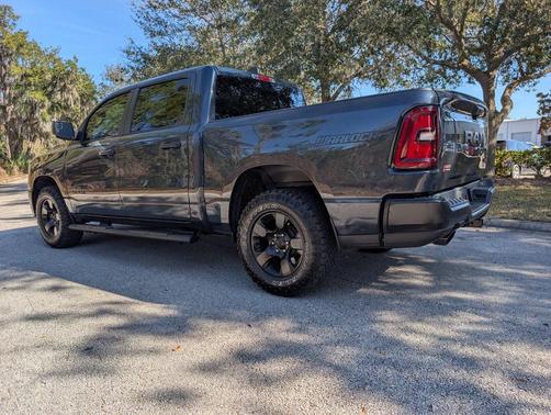 2025 RAM 1500 Warlock Crew Cab 4x4 5'7' Box