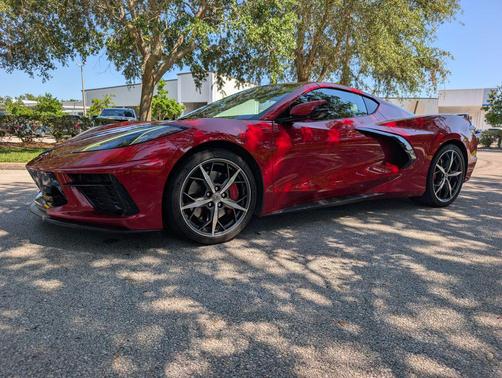 Red Mist Metallic Tintcoat 2021 Chevrolet Corvette Stingray w/2LT
