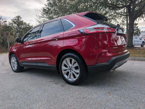 2020 Ford Edge Titanium