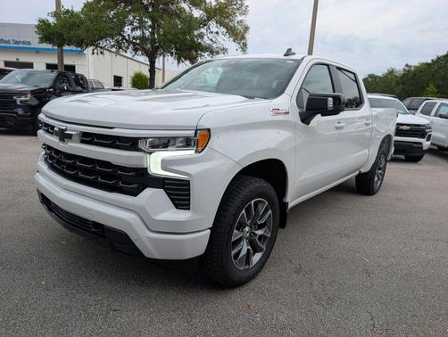 Summit White 2026 Chevrolet Silverado 1500 RST