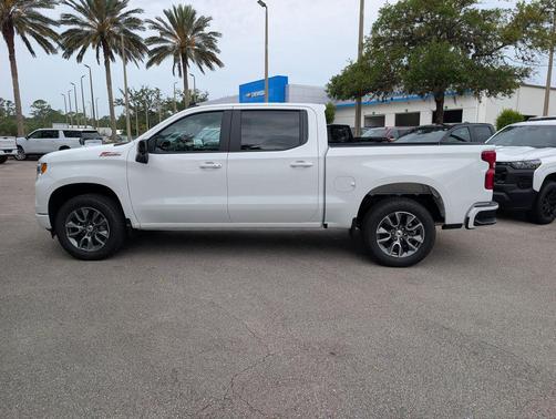 Summit White 2026 Chevrolet Silverado 1500 RST