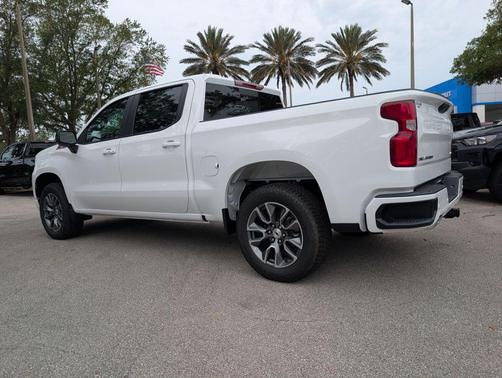 Summit White 2026 Chevrolet Silverado 1500 RST