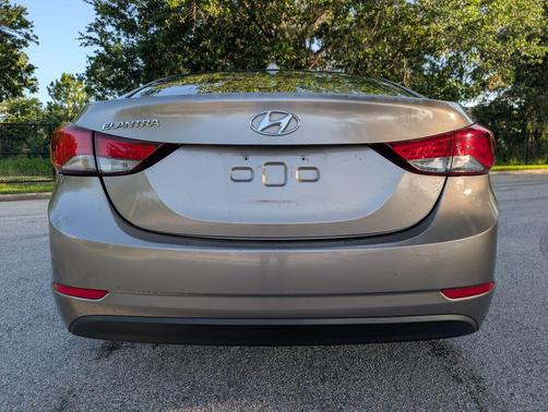 Desert Bronze 2015 Hyundai ELANTRA SE