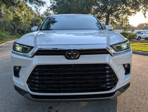 2024 Toyota Grand Highlander Platinum