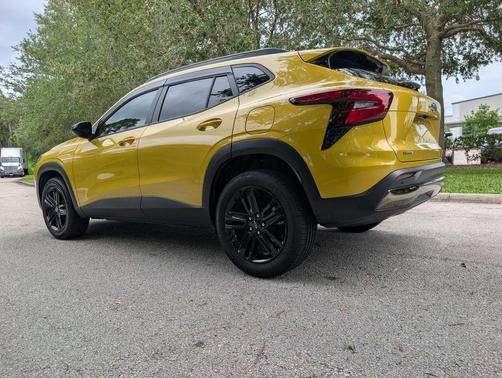 Nitro Yellow Metallic 2024 Chevrolet Trax FWD ACTIV