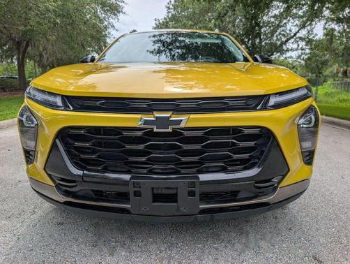 Nitro Yellow Metallic 2024 Chevrolet Trax FWD ACTIV