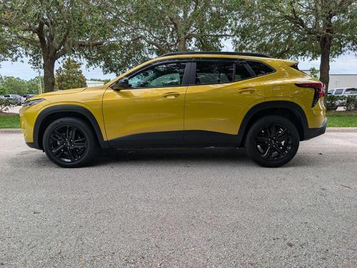 Nitro Yellow Metallic 2024 Chevrolet Trax FWD ACTIV