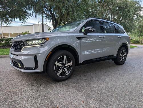 2023 Kia Sorento EX