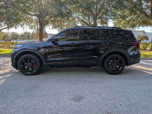 2024 Ford Explorer ST