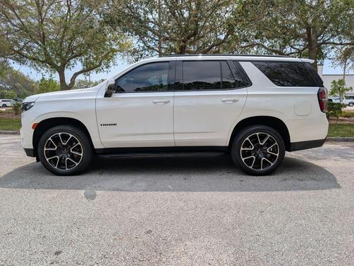 2023 Chevrolet Tahoe 4WD RST