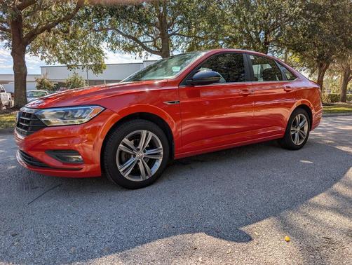 2019 Volkswagen Jetta 1.4T R-Line