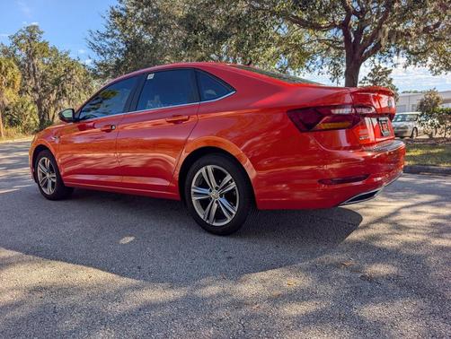 2019 Volkswagen Jetta 1.4T R-Line