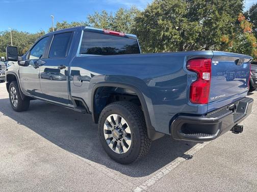 2026 Chevrolet Silverado 2500 Custom