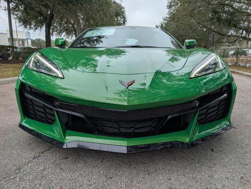 Roswell Green Metallic 2026 Chevrolet Corvette Z06