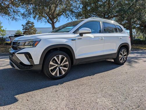 2023 Volkswagen Taos 1.5T SE