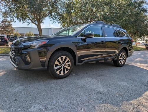 2024 Subaru Outback Premium