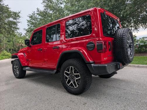 2025 Jeep Wrangler 4-Door Sahara 4x4