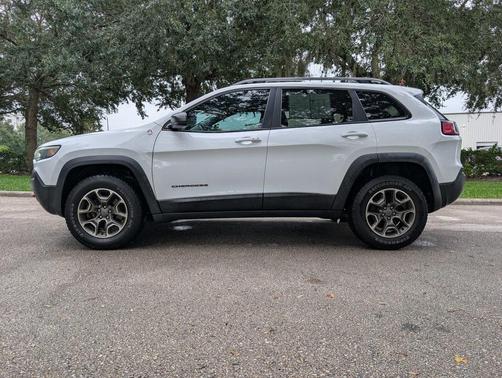 2020 Jeep Cherokee Trailhawk