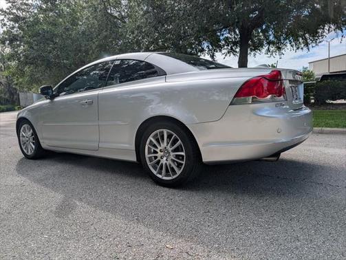 2009 Volvo C70 T5