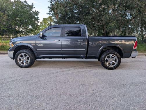 Maximum Steel Metallic Clearcoat 2017 RAM 1500 Laramie