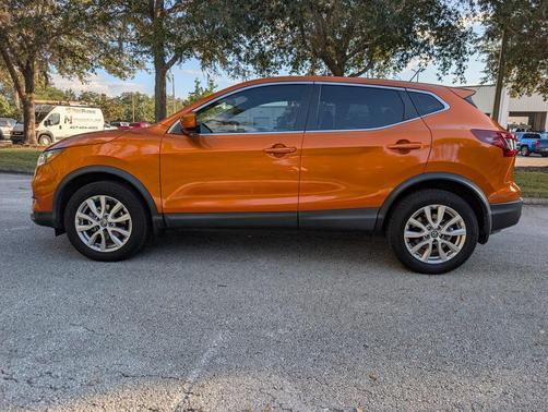 2021 Nissan Rogue Sport S