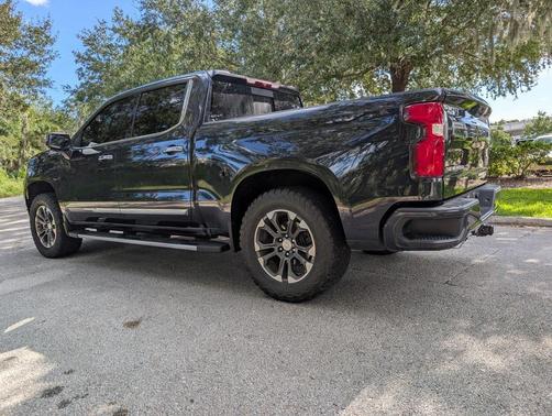 2022 Chevrolet Silverado 1500 High Country