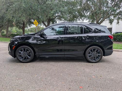 2022 Chevrolet Equinox FWD RS