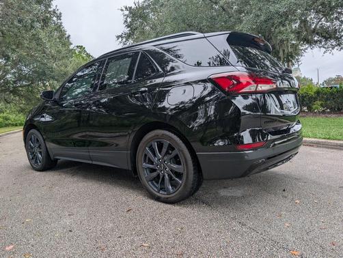 2022 Chevrolet Equinox FWD RS
