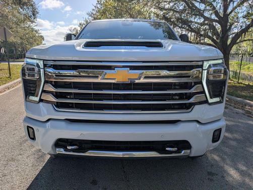 Polar White Tricoat 2026 Chevrolet Silverado 2500 High Country