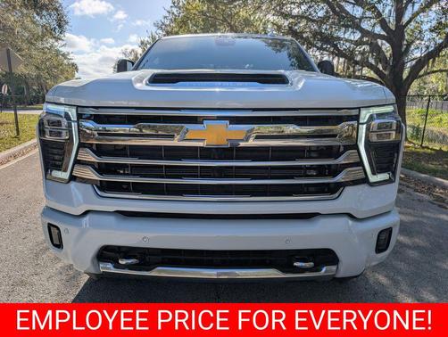 Polar White Tricoat 2026 Chevrolet Silverado 2500 High Country