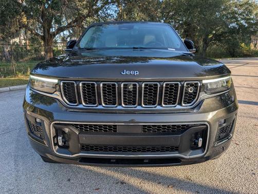 2022 Jeep Grand Cherokee L Overland