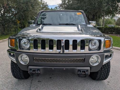 2006 Hummer H3 Base