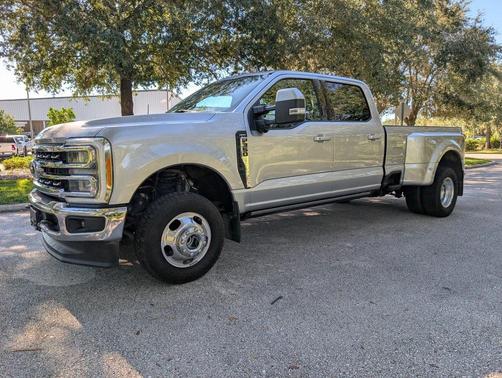 2023 Ford F-350 Lariat