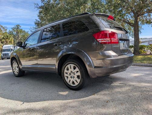 2017 Dodge Journey SE