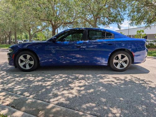 Indigo Blue 2018 Dodge Charger SXT Plus