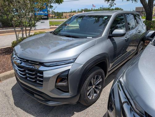 Sterling Gray Metallic 2026 Chevrolet Equinox 1LT