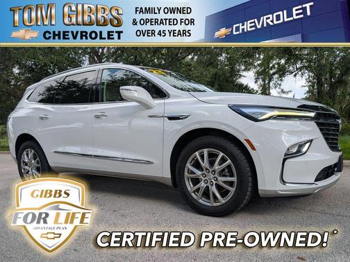 Summit White 2023 Buick Enclave Essence AWD