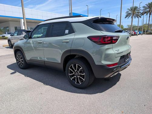 Cacti Green 2026 Chevrolet Trailblazer ACTIV