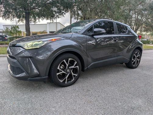 2021 Toyota C-HR XLE