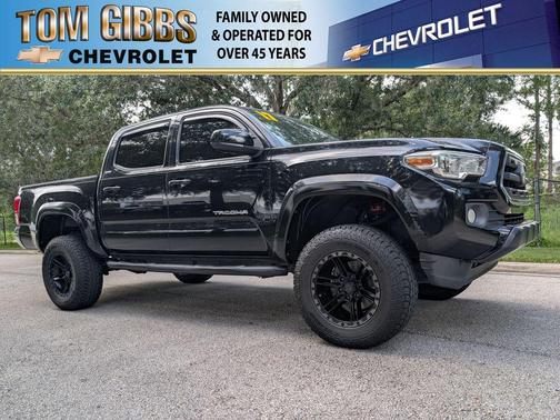 Black 2017 Toyota Tacoma SR5