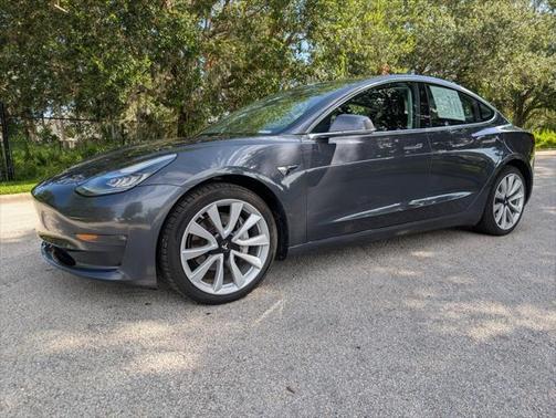 2018 Tesla Model 3 Long Range
