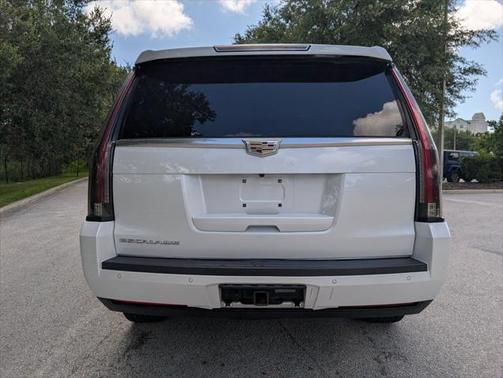 2016 Cadillac Escalade Premium