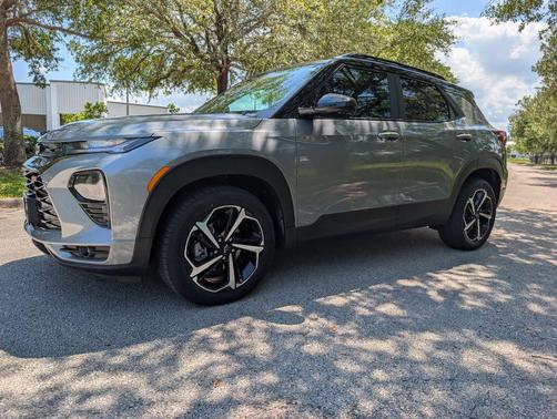 Sterling Gray Metallic 2023 Chevrolet Trailblazer RS