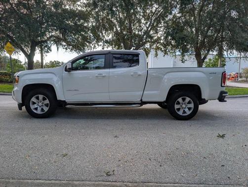 2017 GMC Canyon SLE